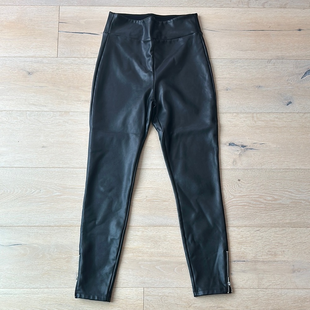 Abercrombie & Fitch Black Faux Leather High-Waisted Leggings